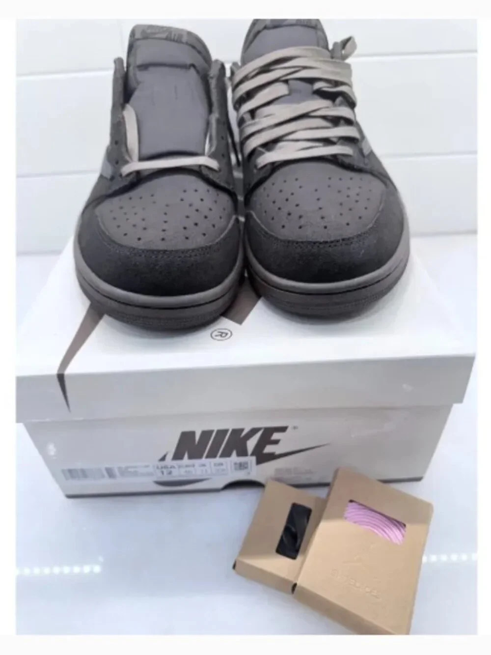 Jordan 1 Retro Low - Velvet Brown Travis Scott - New